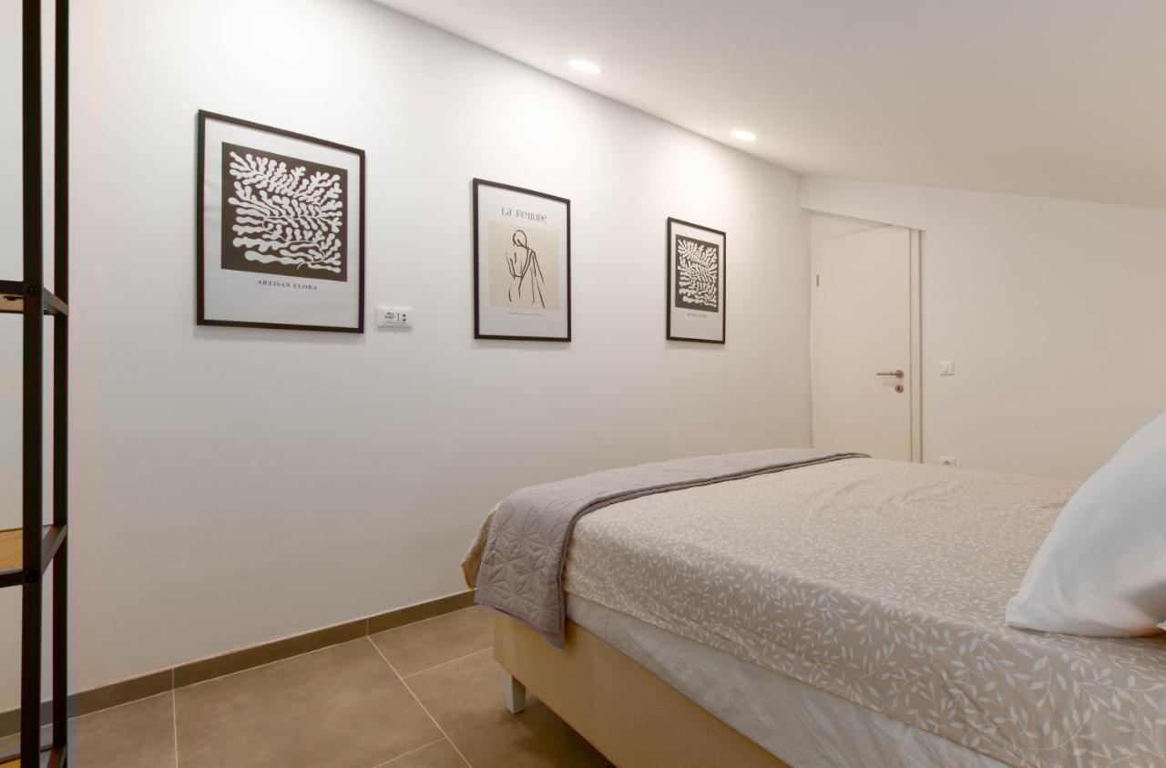 Apartment Eros Šišan Bagian luar foto